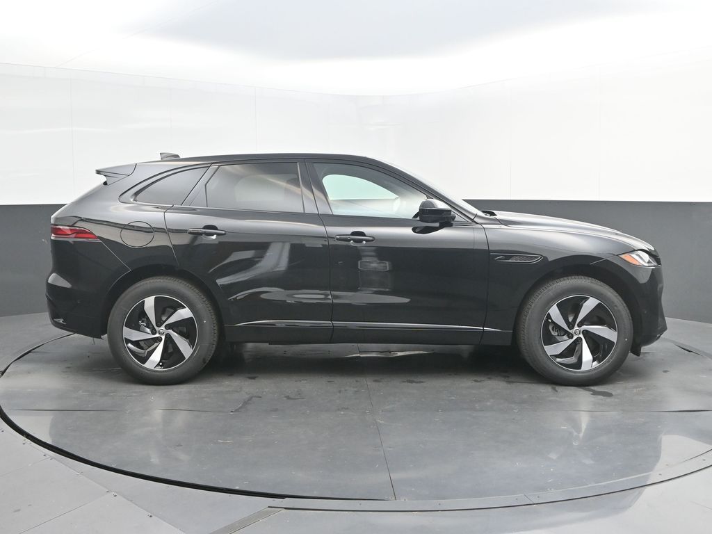 2026 Jaguar F-Pace R-Dynamic S - Photo 8