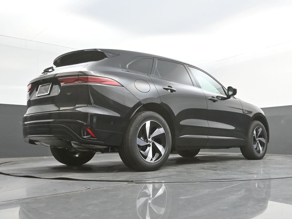 2026 Jaguar F-Pace R-Dynamic S - Photo 42
