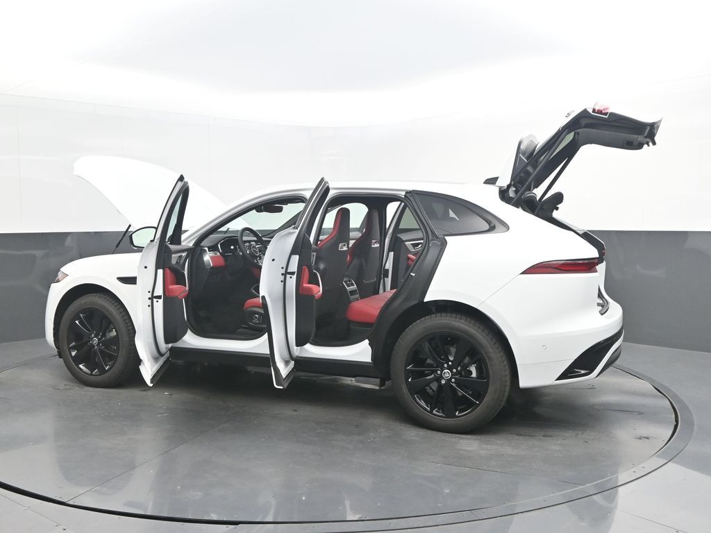 2026 Jaguar F-Pace R-Dynamic S - Photo 47