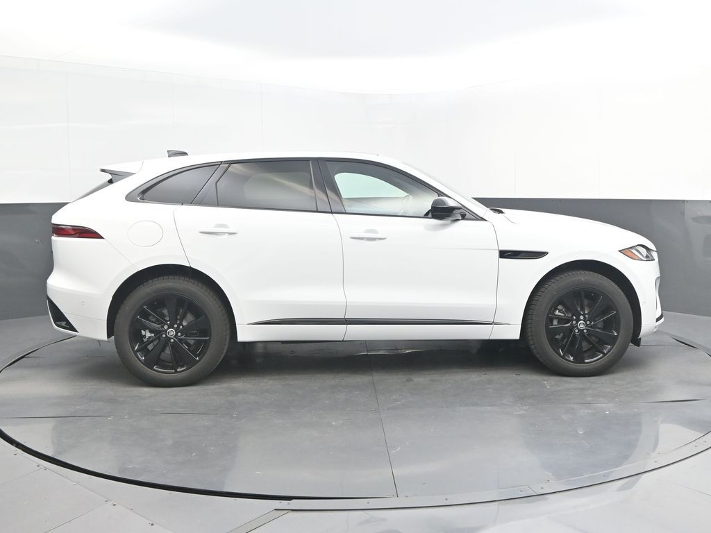 2026 Jaguar F-Pace R-Dynamic S - Photo 8