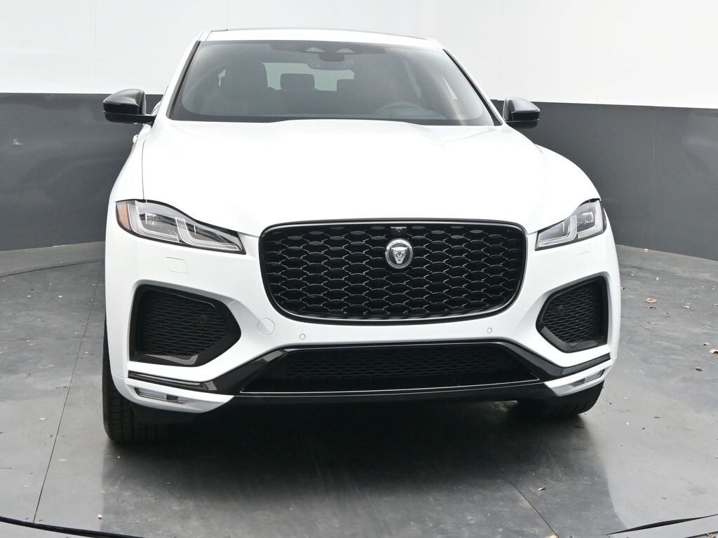 2026 Jaguar F-PACE P250 R-Dynamic S photo 2
