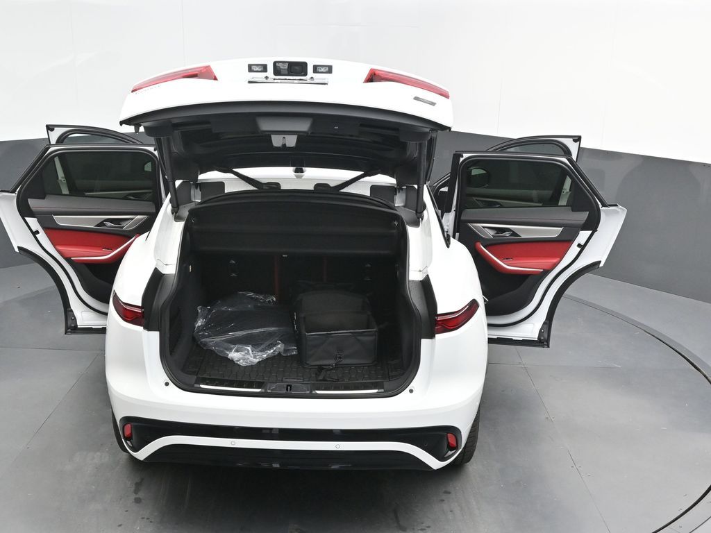 2026 Jaguar F-Pace R-Dynamic S - Photo 48