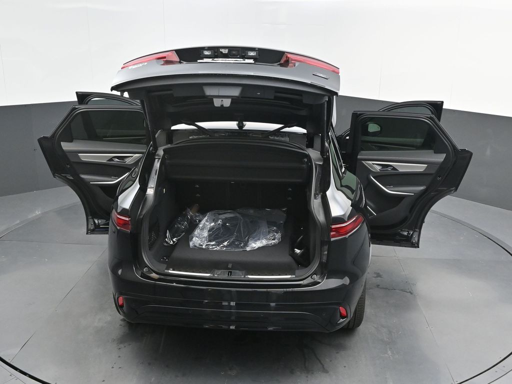 2026 Jaguar F-Pace R-Dynamic S - Photo 48