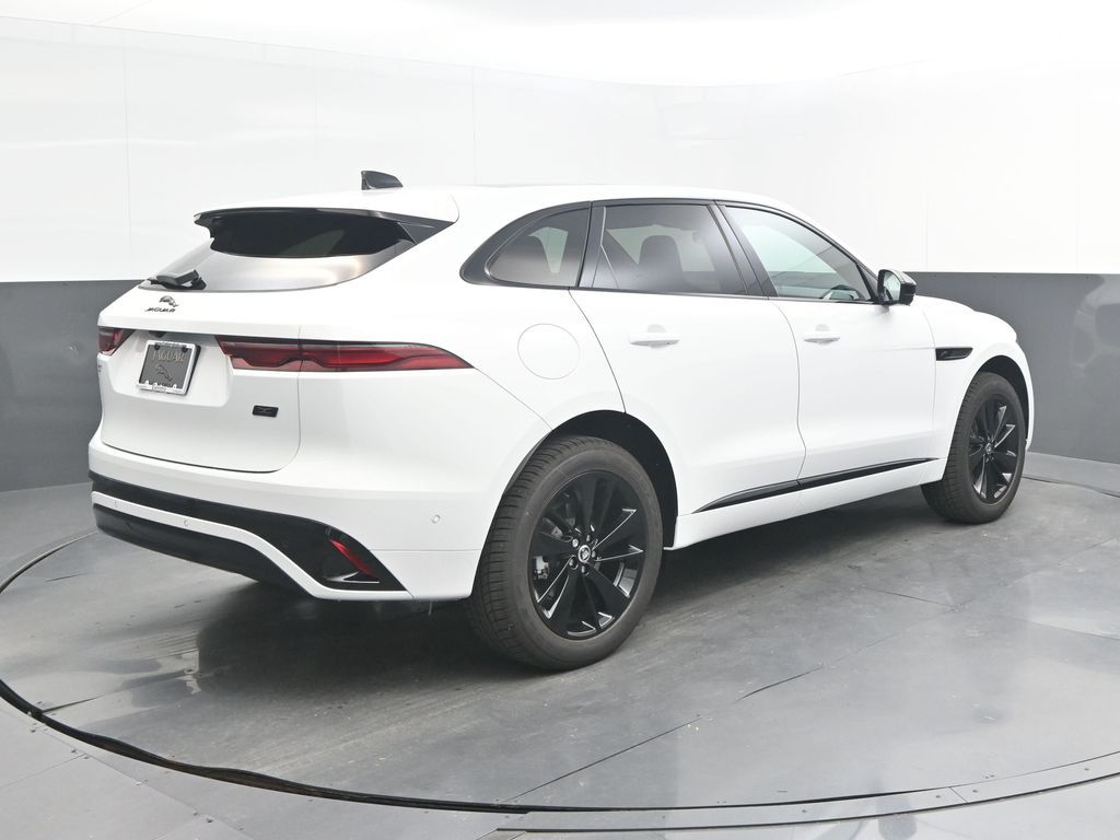 2026 Jaguar F-Pace R-Dynamic S - Photo 7