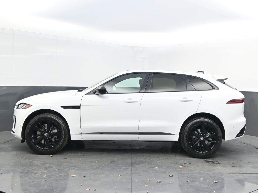 2026 Jaguar F-PACE P250 R-Dynamic S photo 4