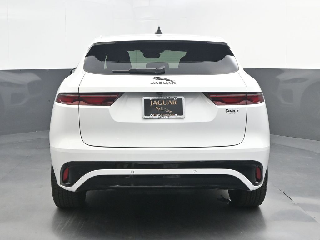 2024 Jaguar F-PACE R-Dynamic S - Photo 6
