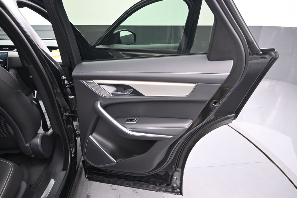 2026 Jaguar F-Pace R-Dynamic S - Photo 12