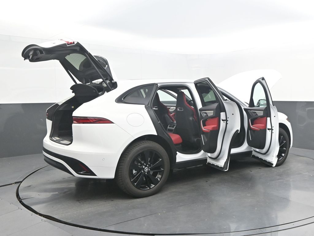 2026 Jaguar F-Pace R-Dynamic S - Photo 46