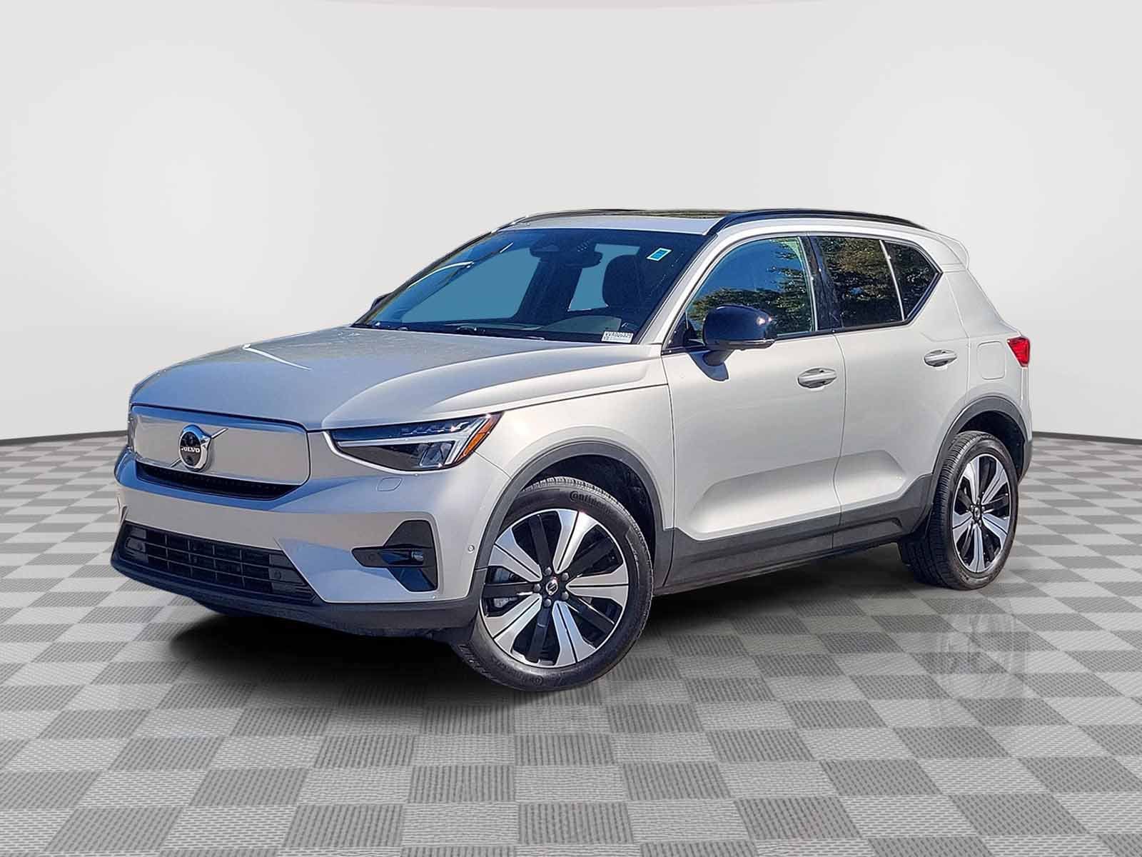 2023 Volvo XC40