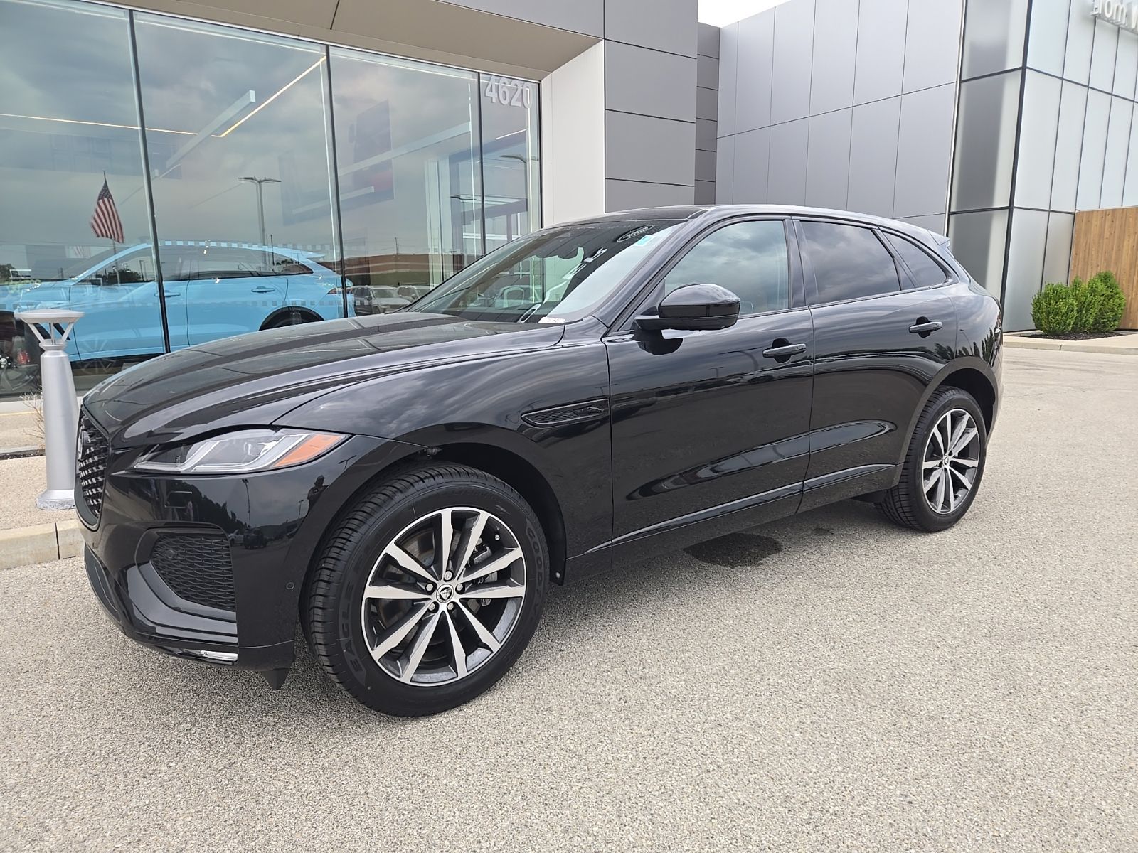 2026 Jaguar F-Pace R-Dynamic S - Photo 20