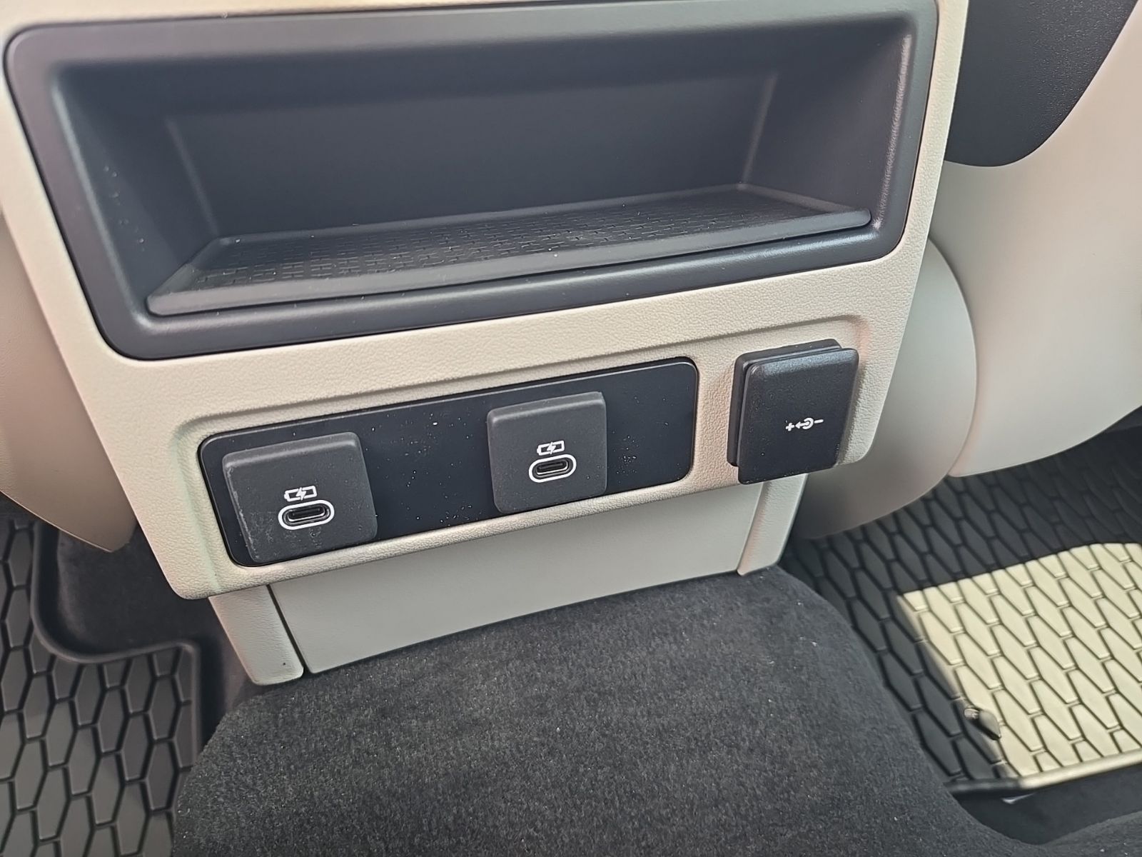 2026 Jaguar F-Pace R-Dynamic S - Photo 36