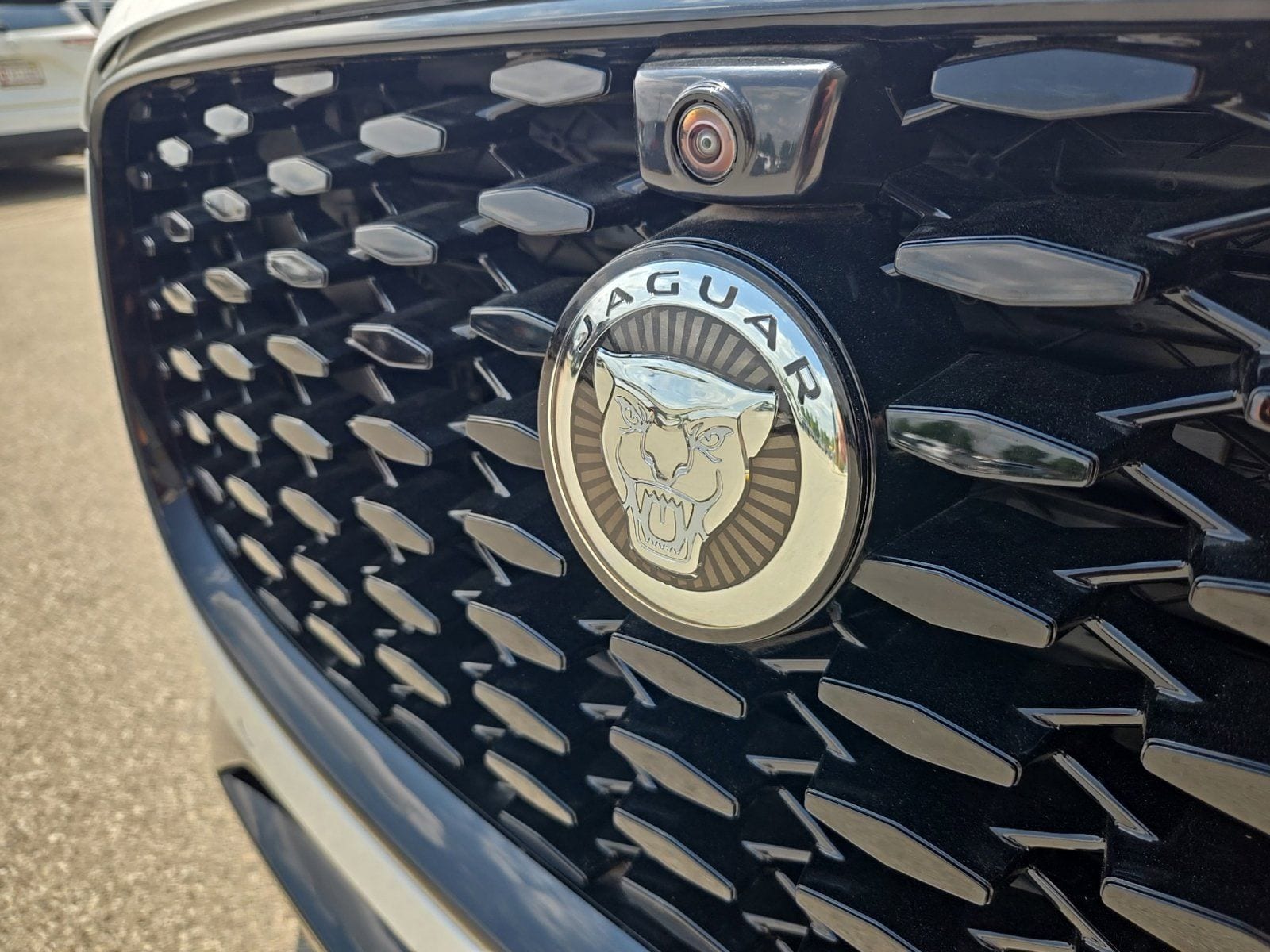 2026 Jaguar F-Pace R-Dynamic S - Photo 16