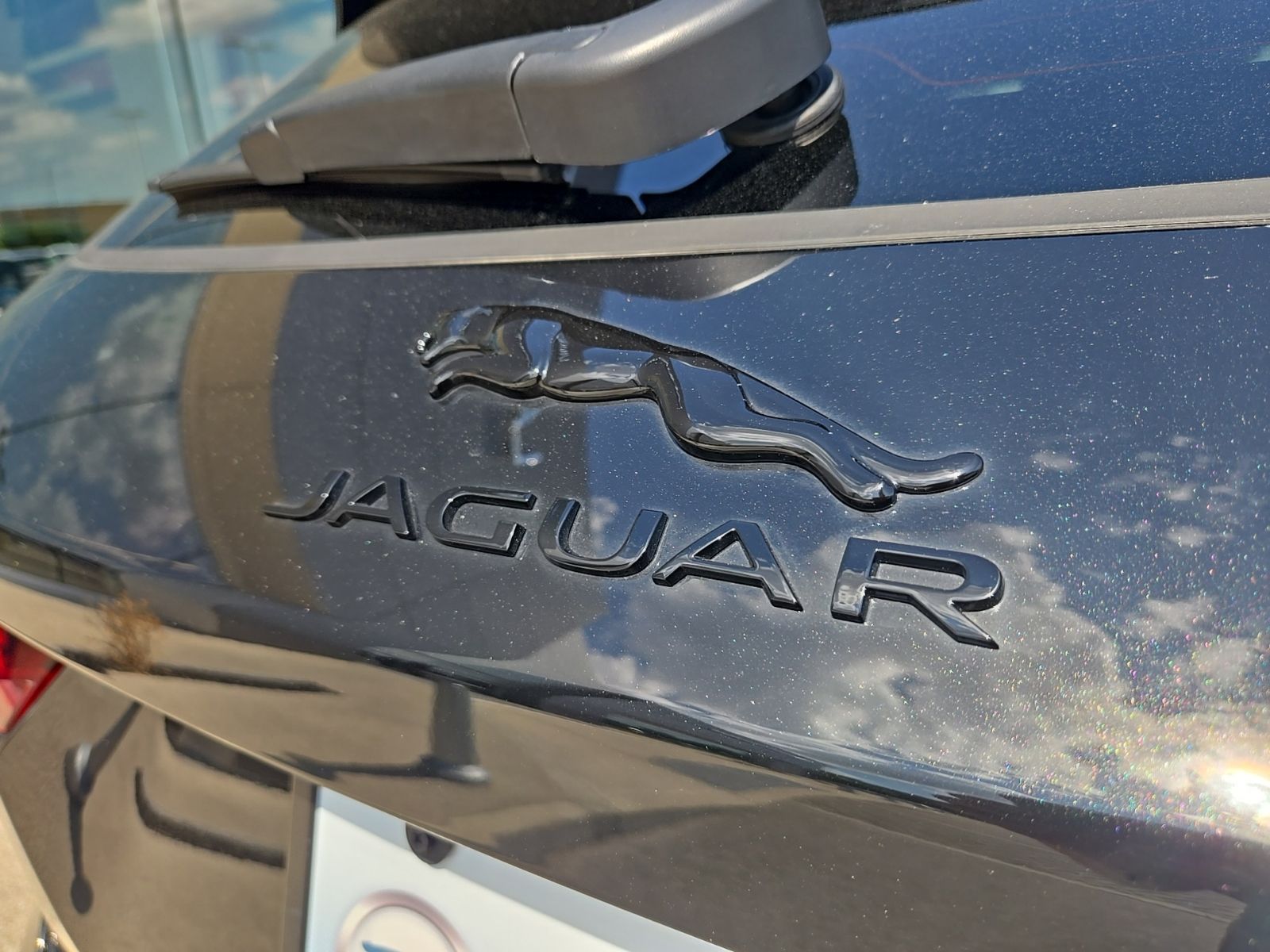 2026 Jaguar F-Pace R-Dynamic S - Photo 14