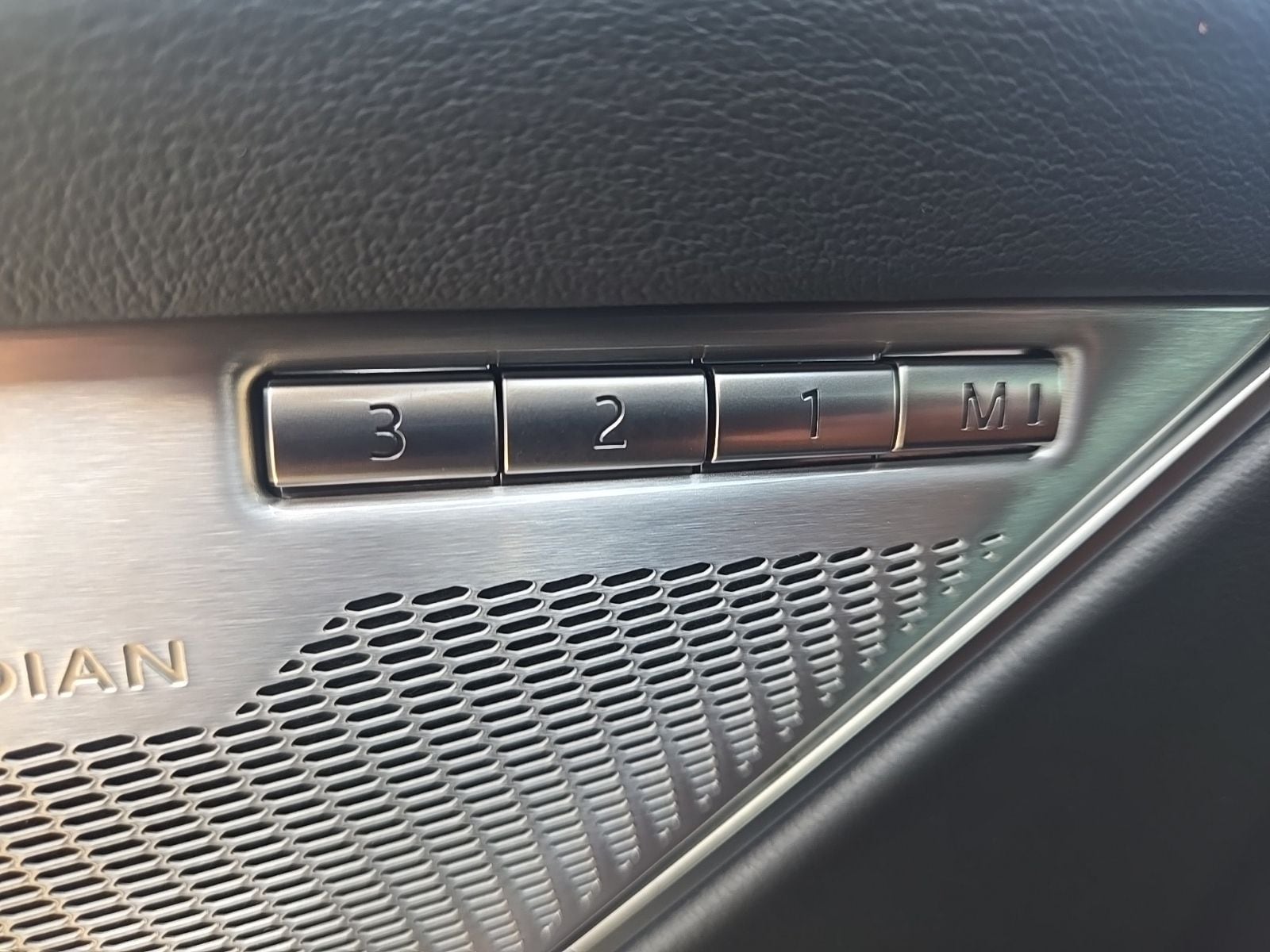 2026 Jaguar F-Pace R-Dynamic S - Photo 26