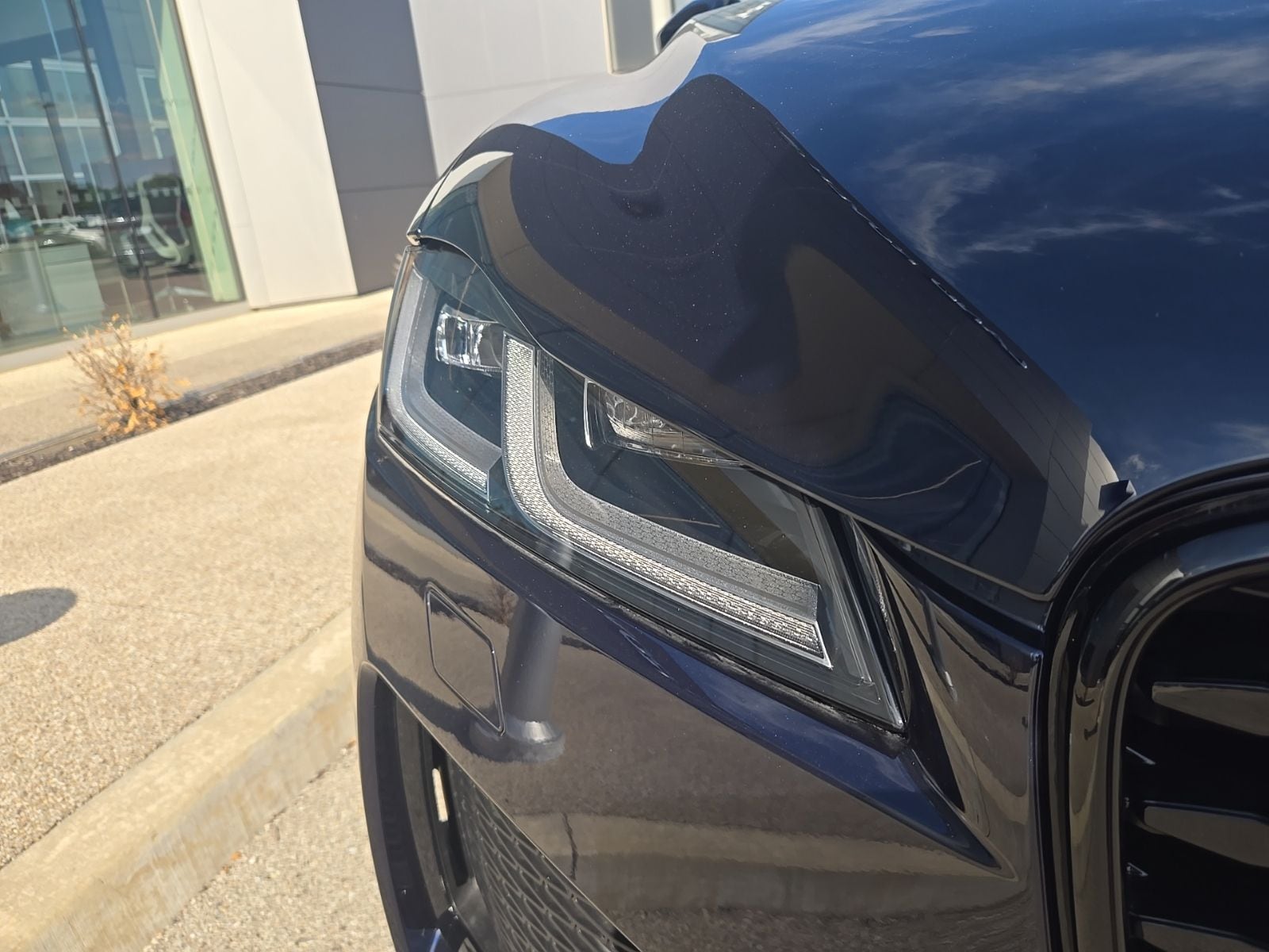 2026 Jaguar F-Pace R-Dynamic S - Photo 10