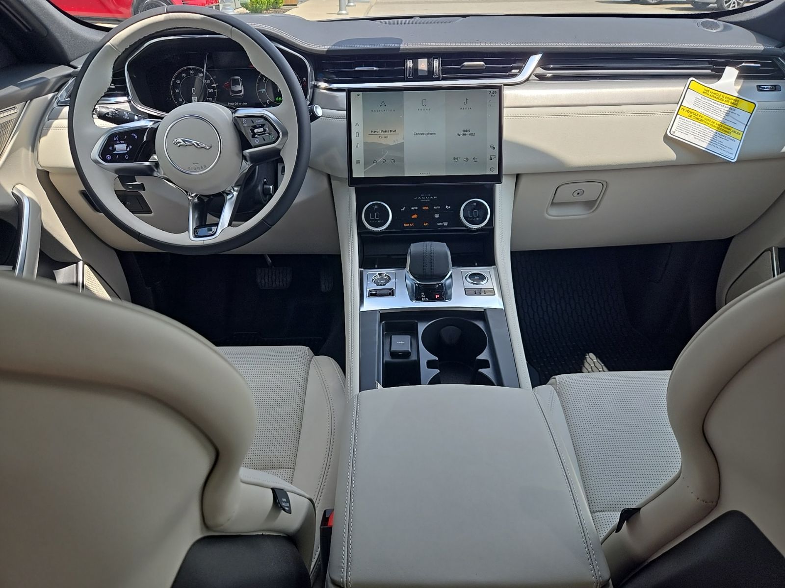 2026 Jaguar F-Pace R-Dynamic S - Photo 37