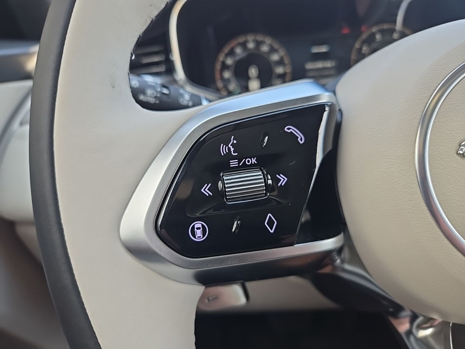2026 Jaguar F-Pace R-Dynamic S - Photo 40