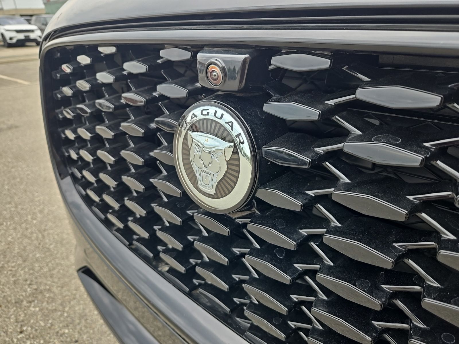 2026 Jaguar F-Pace R-Dynamic S - Photo 18