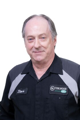 Staff member Steven P from ID_369e55