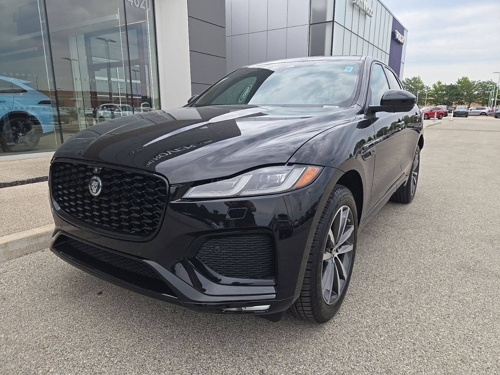 2026 Jaguar F-Pace R-Dynamic S - Photo 49