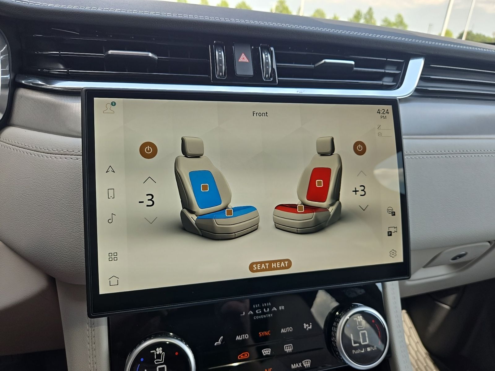 2026 Jaguar F-Pace R-Dynamic S - Photo 47