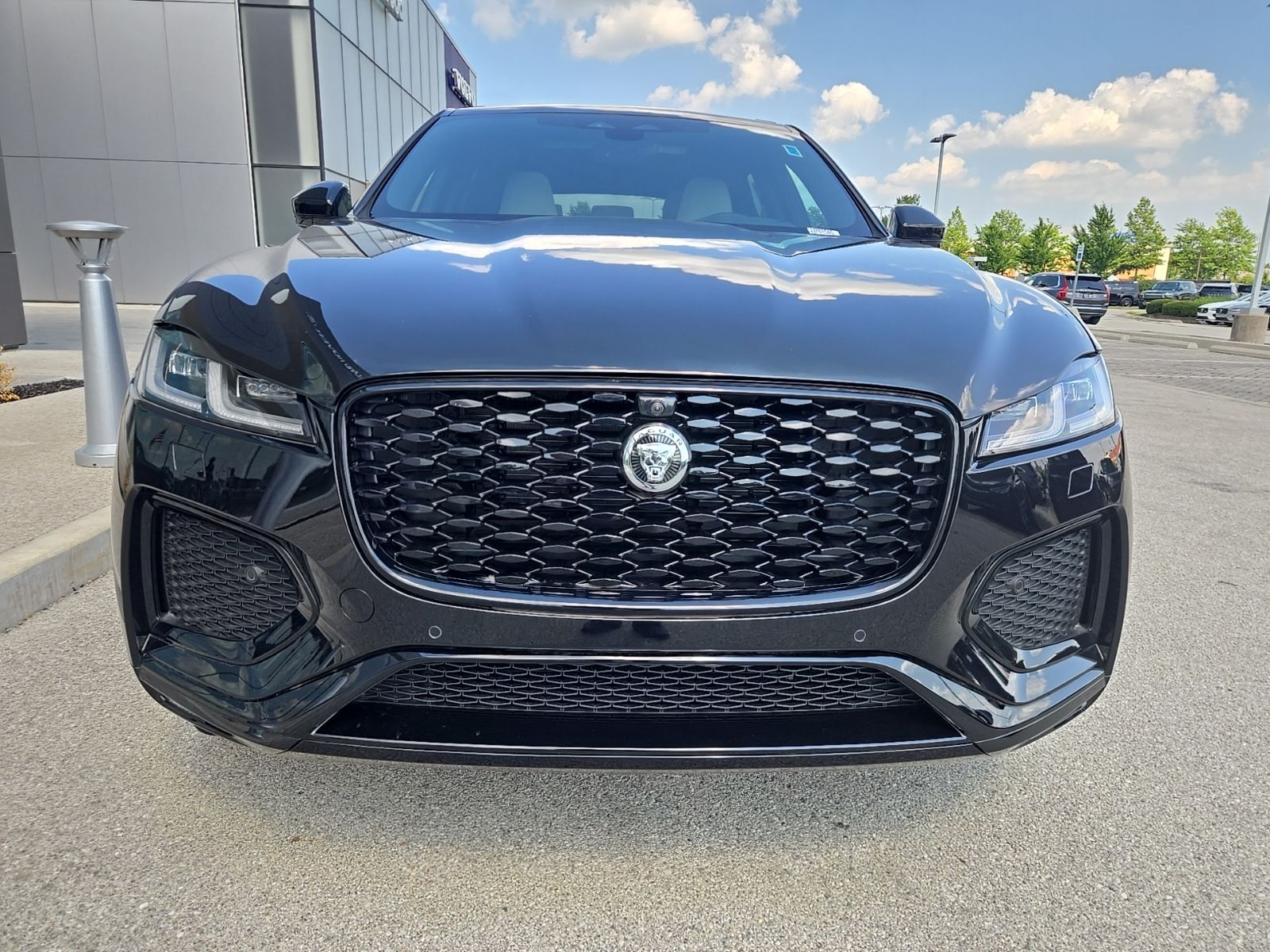 2026 Jaguar F-Pace R-Dynamic S - Photo 9