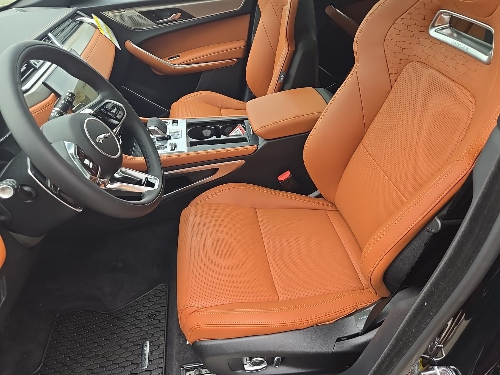 2026 Jaguar F-Pace R-Dynamic S - Photo 22