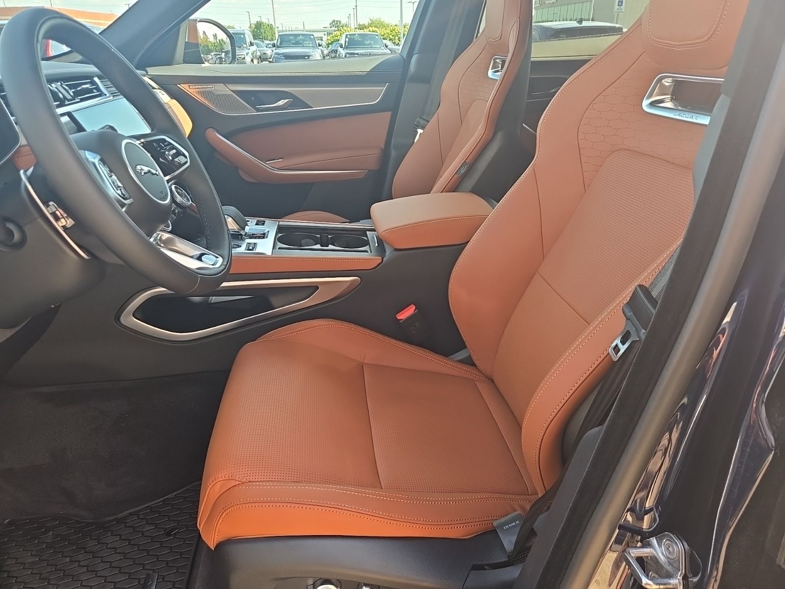2026 Jaguar F-Pace R-Dynamic S - Photo 21