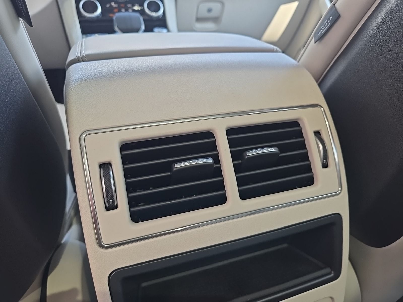 2026 Jaguar F-Pace R-Dynamic S - Photo 35