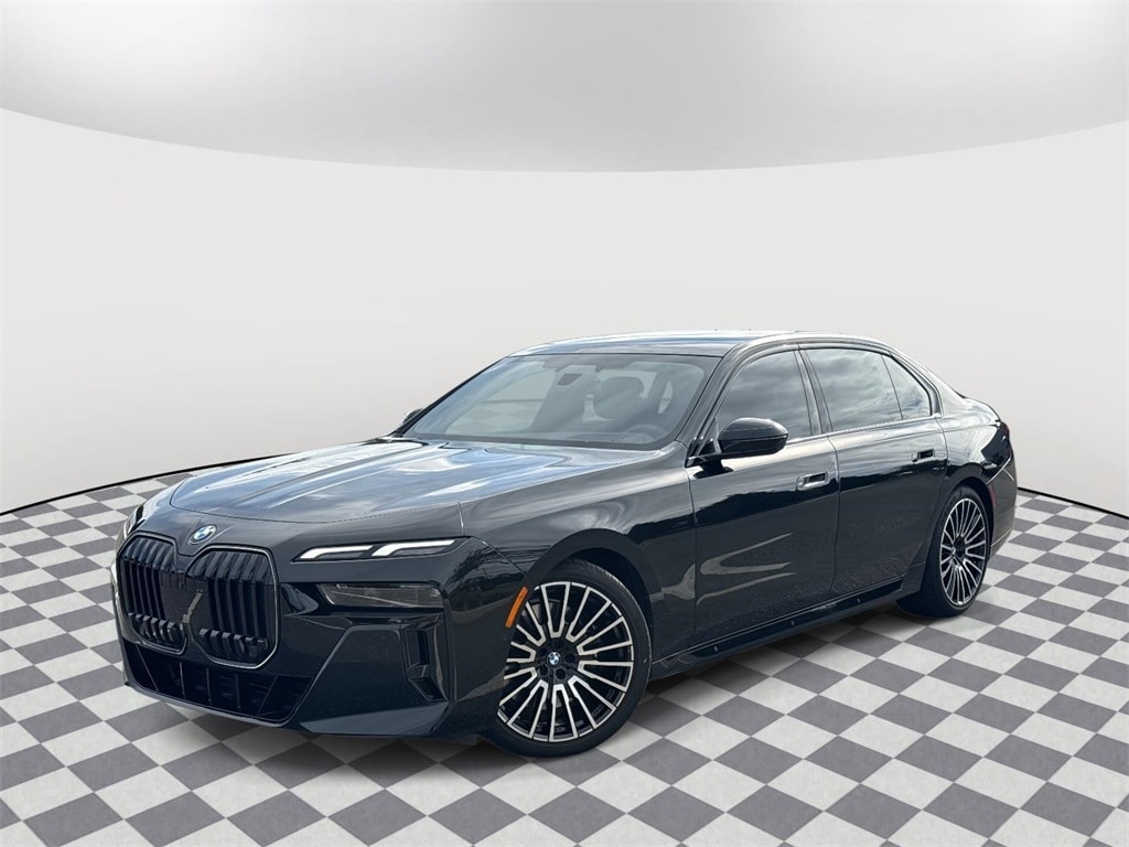 2024 BMW 7 Series 740i's photo