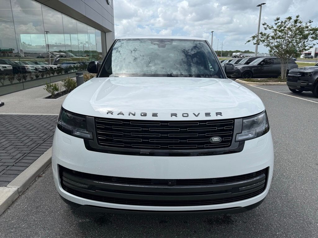 Used 2025 Land Rover Range Rover SE SUV