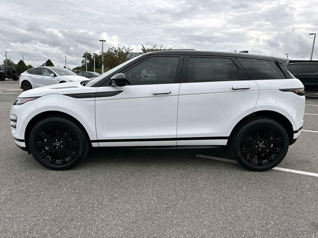 New 2026 Land Rover Range Rover Evoque Dynamic SUV