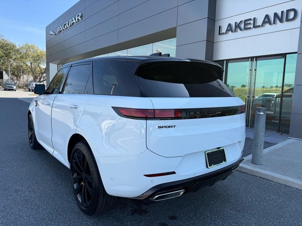 New 2026 Land Rover Range Rover Sport Dynamic SE SUV