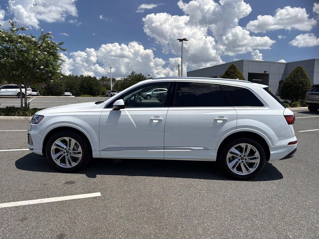 Used 2023 Audi Q7 45 Premium SUV
