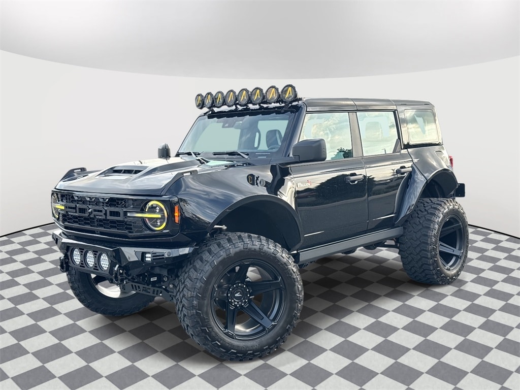 2025 Ford Bronco 4-Door Base's photo