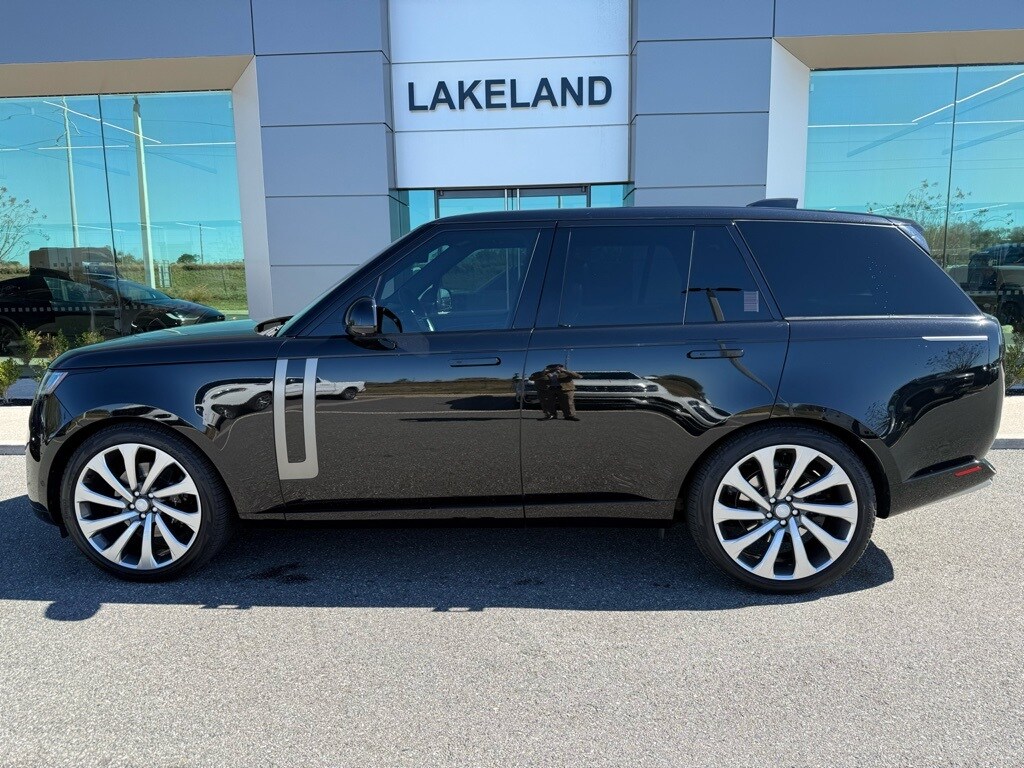 Used 2023 Land Rover Range Rover SE SUV