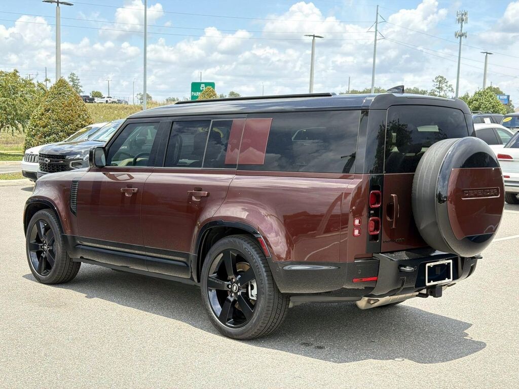 Used 2025 Land Rover Defender 130 X-Dynamic SE SUV