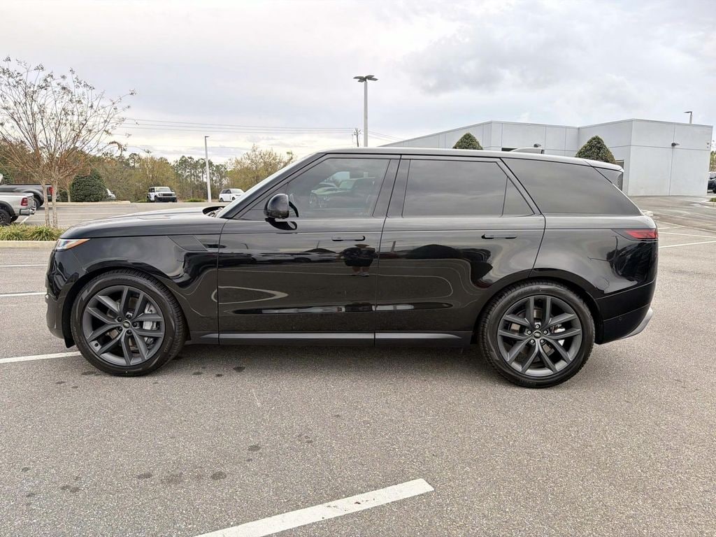 Used 2024 Land Rover Range Rover Sport SE SUV