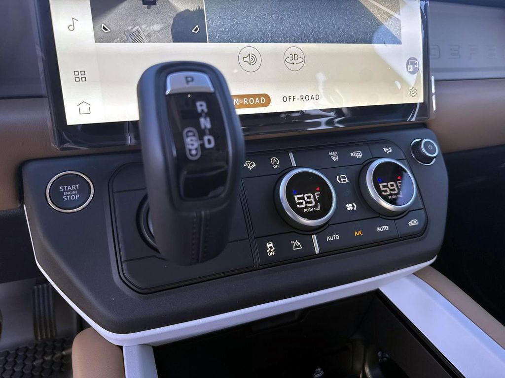 2026 Land Rover Defender S - Photo 23