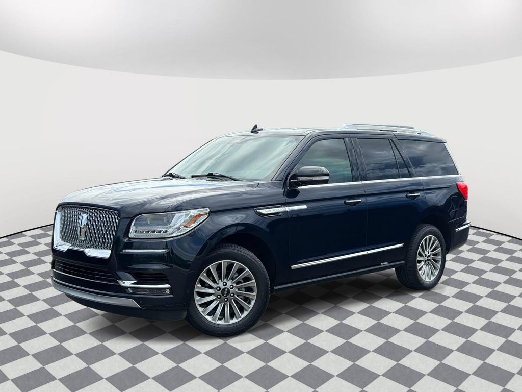 2021 Lincoln Navigator Base