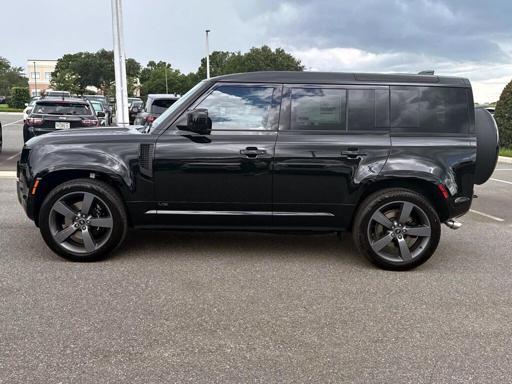 New 2025 Land Rover Defender 110 V8 SUV