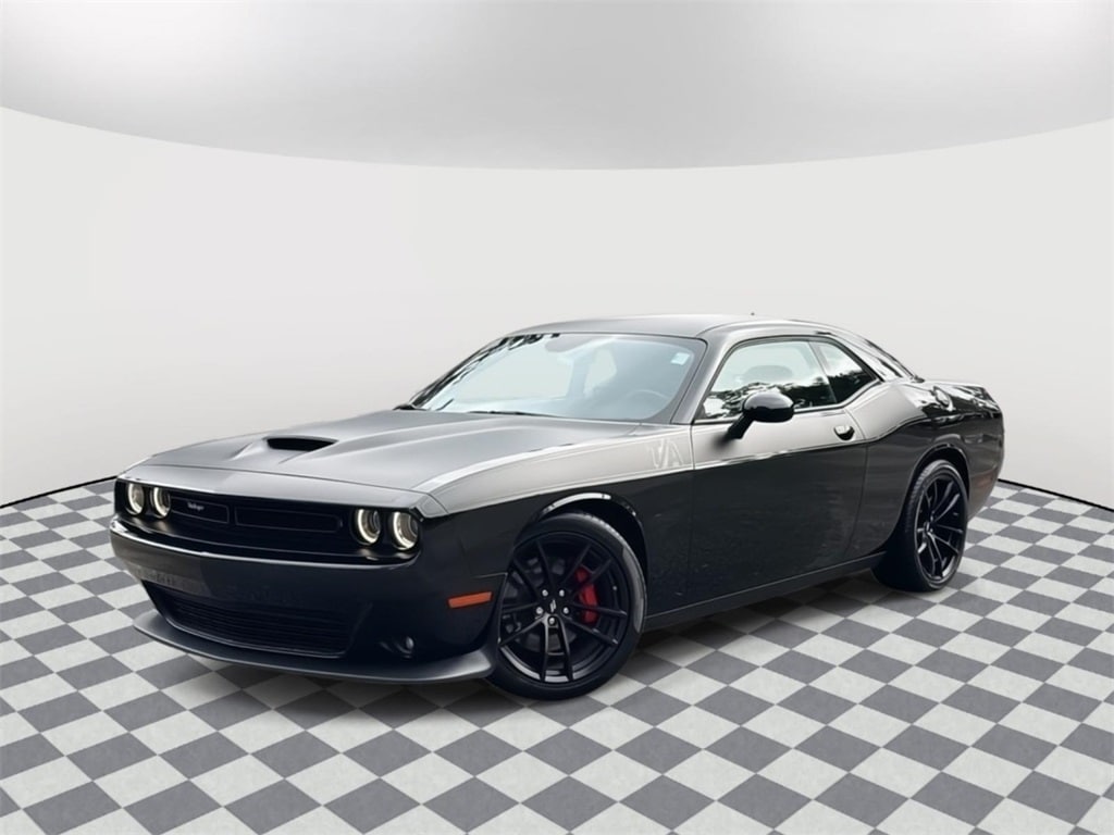2023 Dodge Challenger R/T's photo