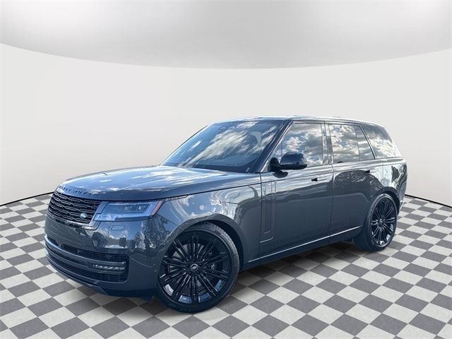 2025 Land Rover Range Rover SE's photo