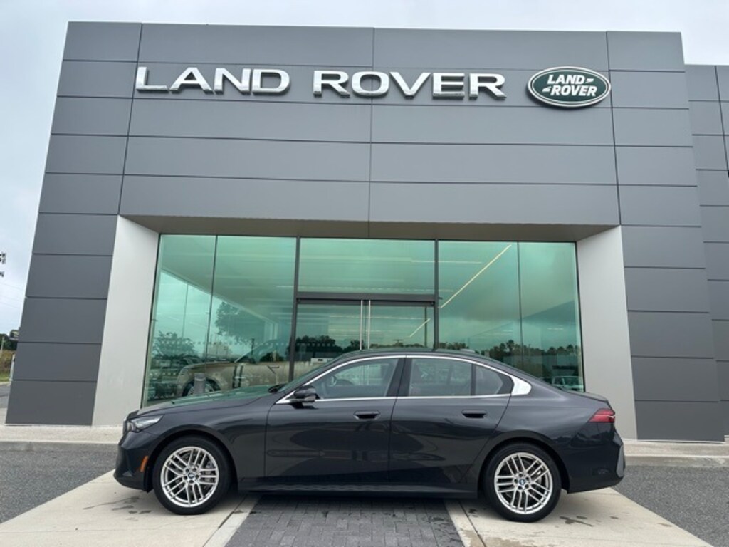 Used 2024 BMW 5 Series 530i Sedan