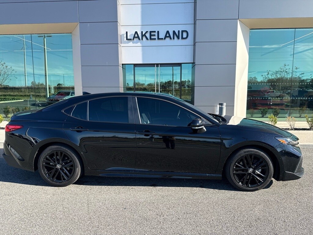 Used 2025 Toyota Camry SE Sedan