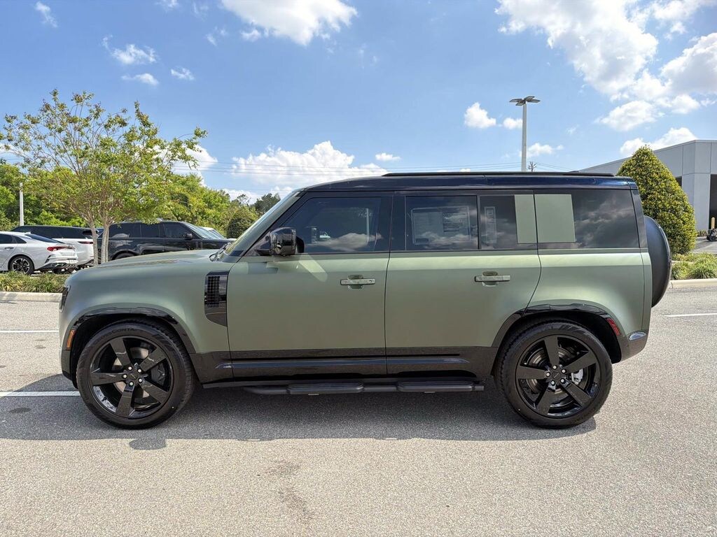 New 2026 Land Rover Defender 110 X-Dynamic SE SUV