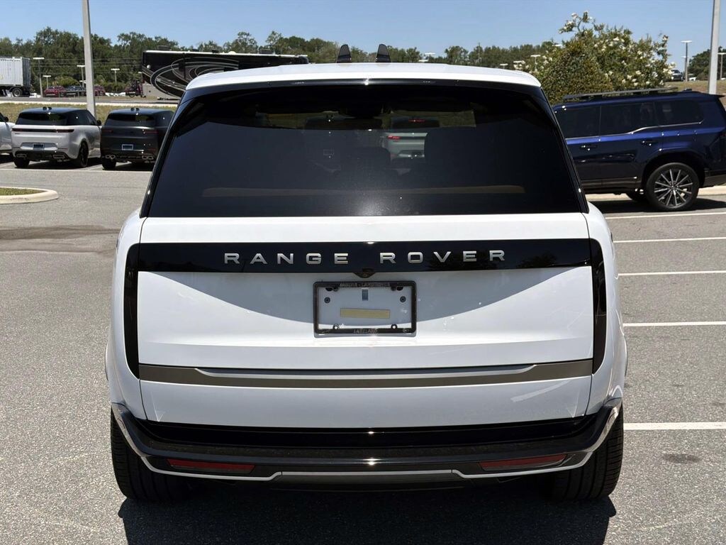 New 2026 Land Rover Range Rover Plug-In Hybrid
