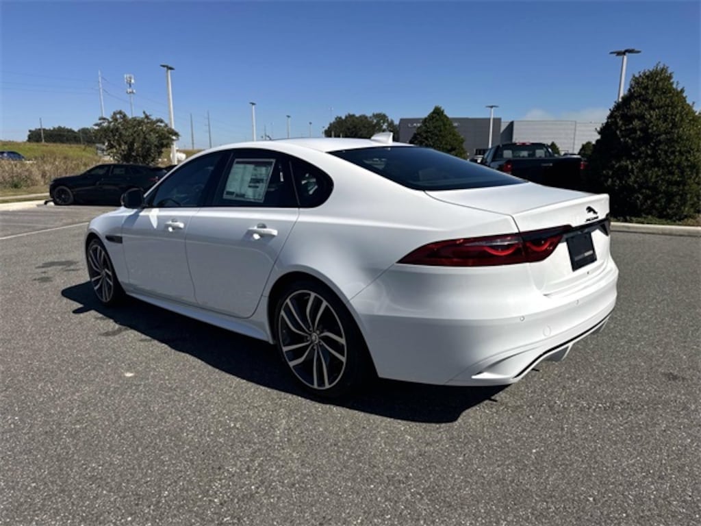 New 2024 Jaguar XF R-Dynamic SE 300PS Auto