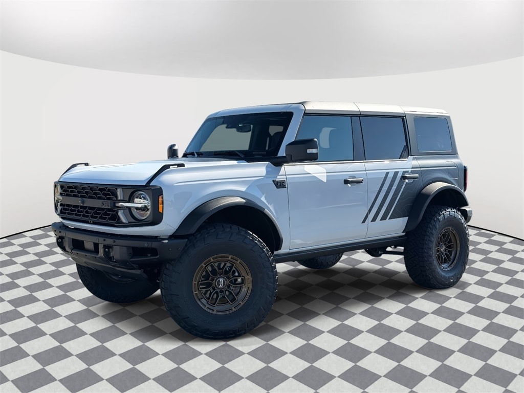 Used 2025 Ford Bronco Badlands SUV