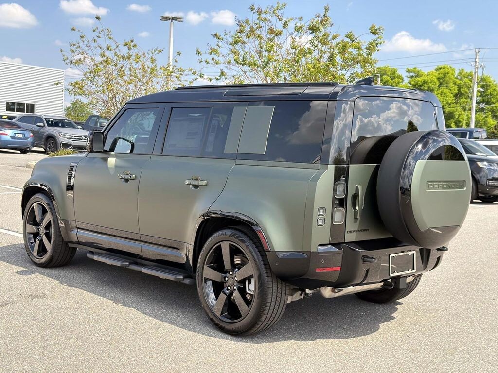 New 2026 Land Rover Defender 110 X-Dynamic SE SUV